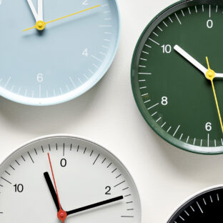 ジャスパー・モリソンがデザインした北欧のインテリアブランドHAY ヘイ WALL CLOCK ウォールクロック 壁掛け時計とは